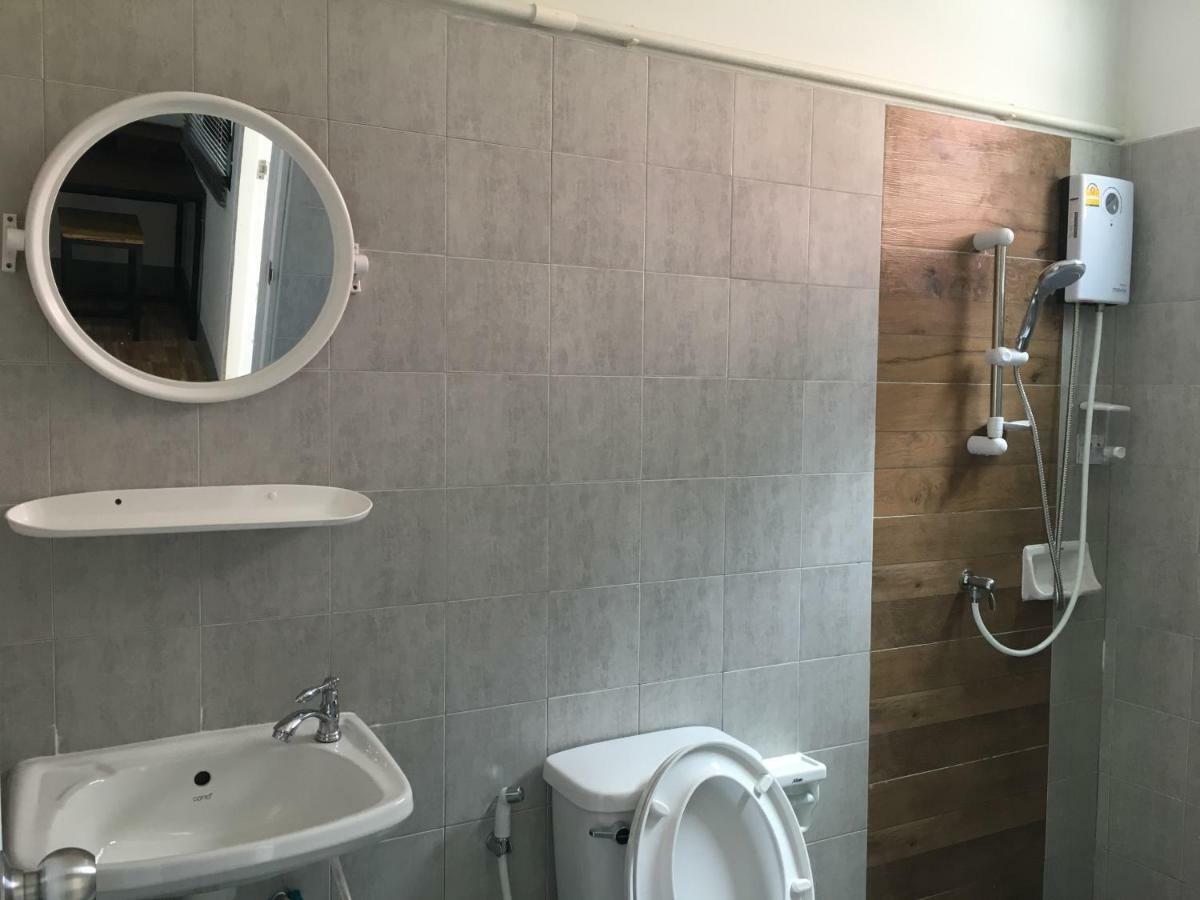 Sp Home Bangsaen Εξωτερικό φωτογραφία